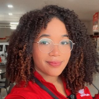Yara, consultora de vendas Honda